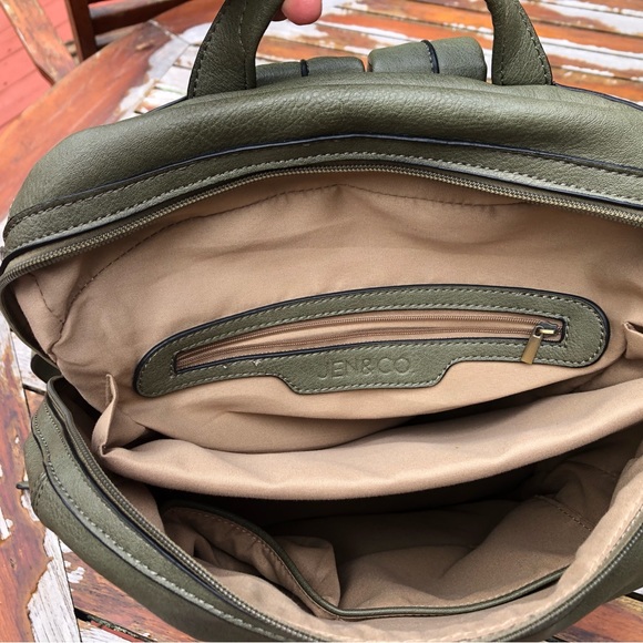 Southern TradeMark laptop backpack - Picture 3 of 7